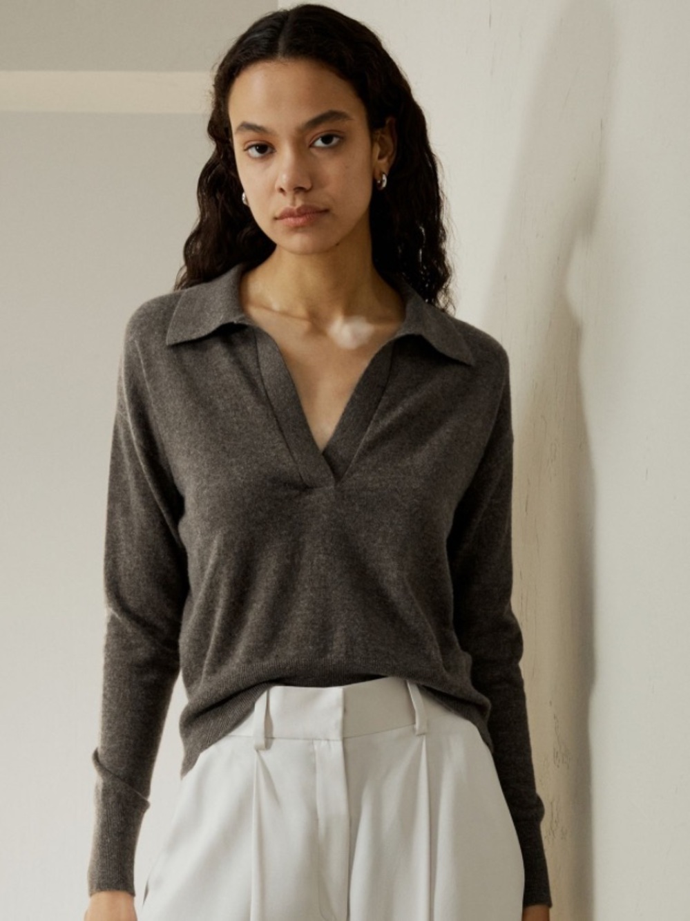 LIKYSILK Cashmere Polo Sweater In Chocolate Brown, Size Medium.